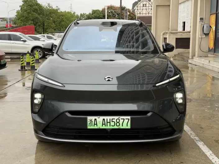 NIO ES8 2023 Model 100kWh Signature Edition – фото 2
