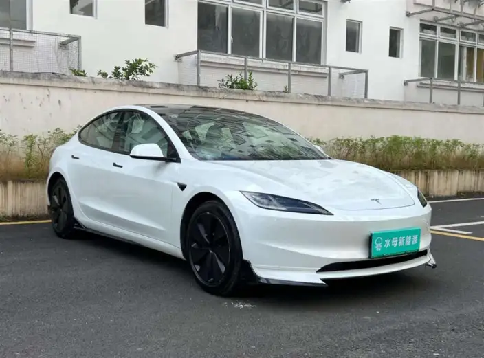 Model 3 2023 Model Rear-wheel drive version – фото 3