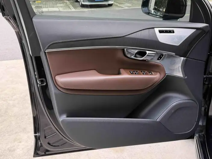 Volvo XC90 2021 Model B6 Smart Elegance Deluxe Edition 7 seat – фото 7