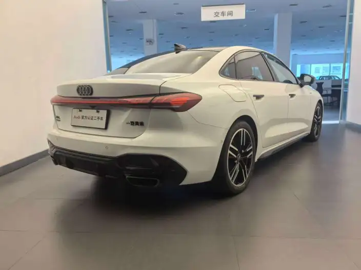 Audi A5 L 2026 Model 2.0T Sports Edition quattro – фото 4