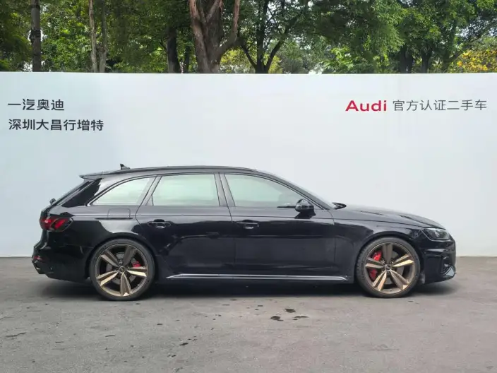 Audi RS 4 2024 Model RS4 2.9T Avant Burning engine Edition – фото 6