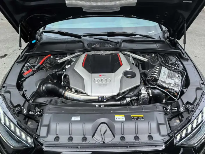 Audi RS 4 2024 Model RS4 2.9T Avant Burning engine Edition – фото 8