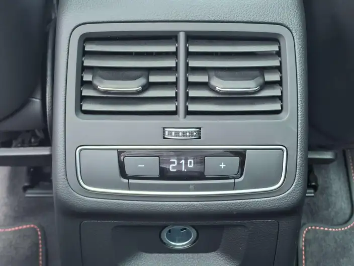 Audi RS 4 2024 Model RS4 2.9T Avant Burning engine Edition – фото 9