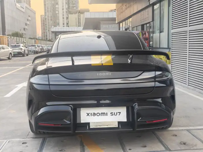 Xiaomi SU7 Ultra 2025 Model Standard Edition – фото 6