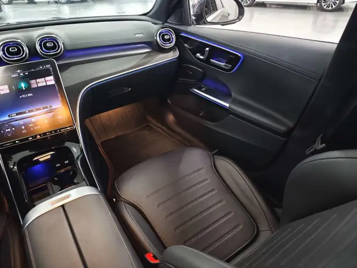 Mercedes-Benz C-Class 2024 Model Facelift II C 260 L Sports Edition – фото 9