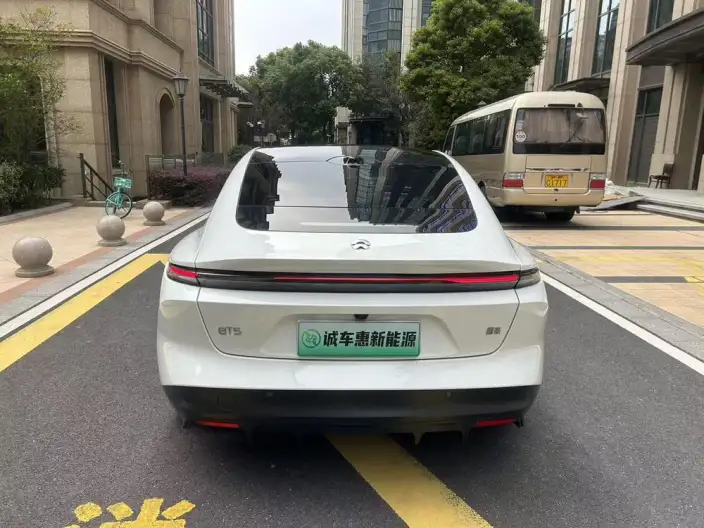 NIO ET5 2024 Model 75kWh – фото 5