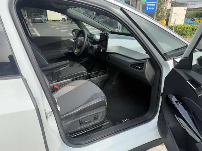 Volkswagen ID.3 2023 Model Pure Smart Edition – фото 4