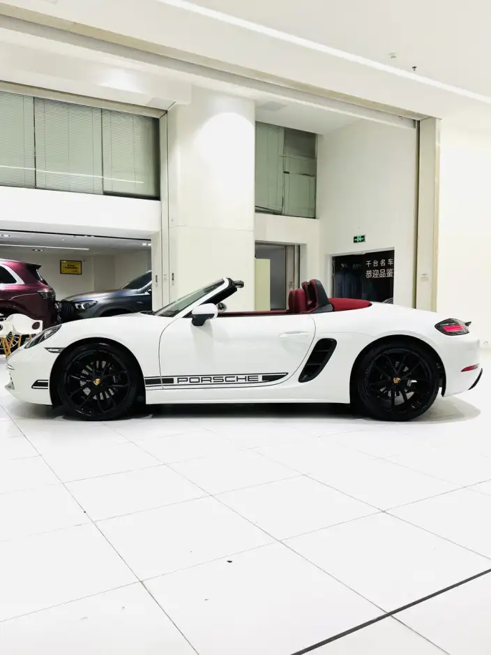 Porsche 718 2023 Model Boxster Style Edition 2.0T – фото 3