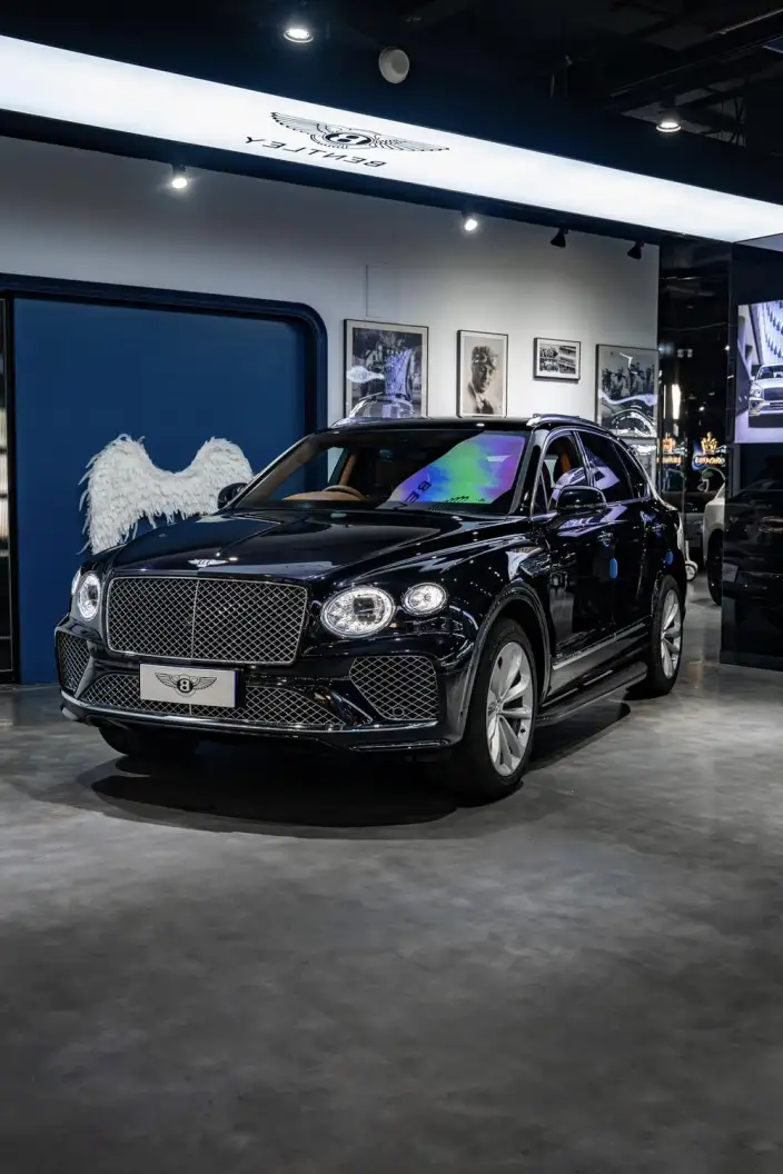 Bentayga 2021 Model 4.0T V8 – фото 1
