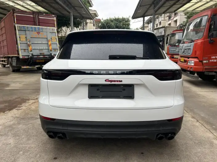 Cayenne E-Hybrid 2021 Model Cayenne E-Hybrid 2.0T – фото 5