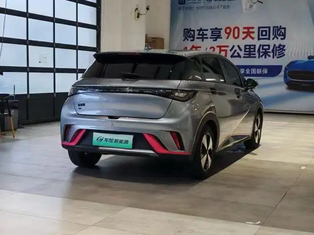 BYD Dolphin 2023 Model Fashion Edition – фото 6