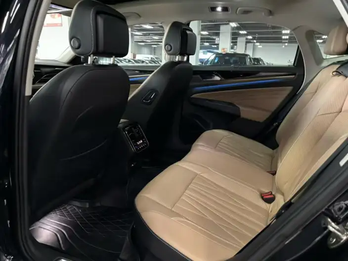 Volkswagen Passat 2023 Model 330TSI Starry sky Premium Edition – фото 8