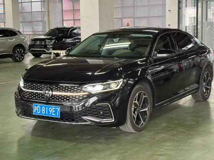 Volkswagen Passat 2023 Model 330TSI Starry sky Premium Edition – фото 10