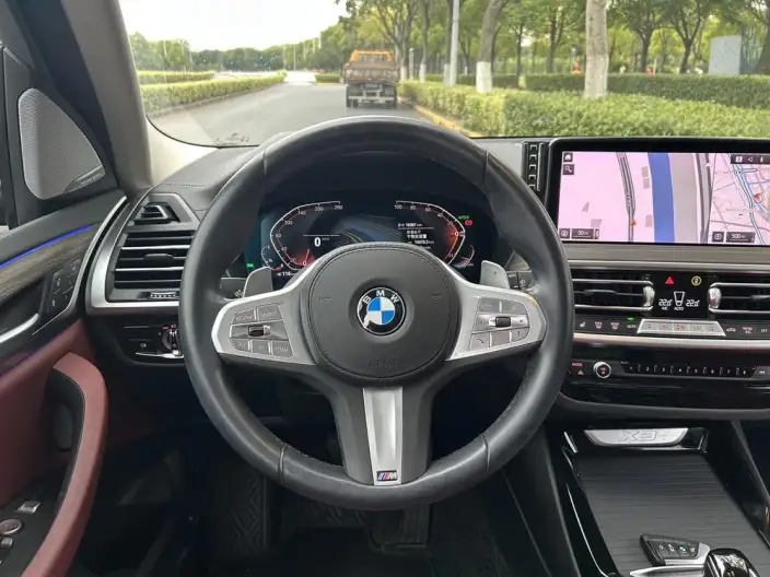 BMW X3 2023 Model xDrive30i Leading Model M Night Set – фото 9