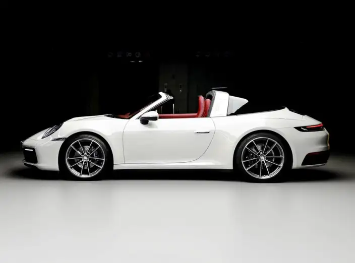 PORSCHE 911 2023 Model Targa 4 3.0T – фото 4