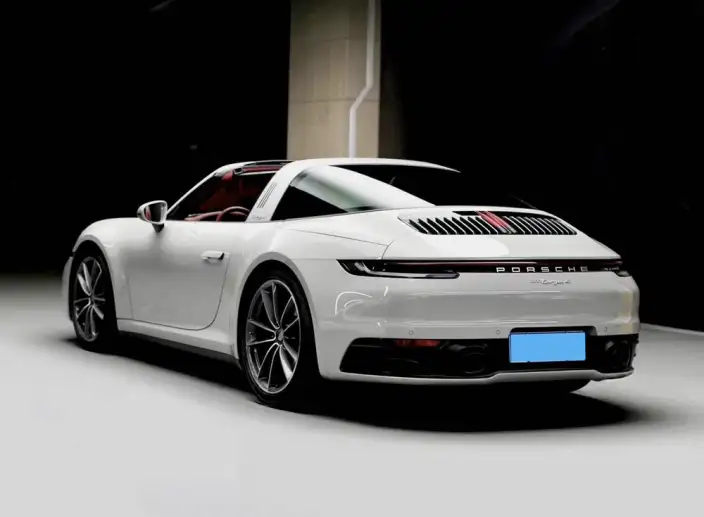 PORSCHE 911 2023 Model Targa 4 3.0T – фото 5