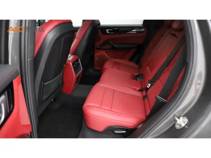 Cayenne E-Hybrid 2021 Model Cayenne E-Hybrid 2.0T – фото 8