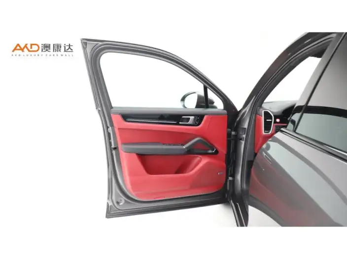 Cayenne E-Hybrid 2021 Model Cayenne E-Hybrid 2.0T – фото 9