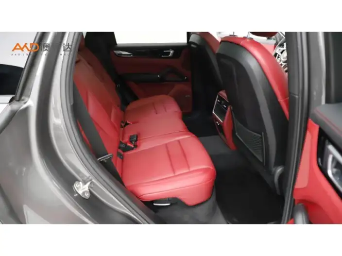 Cayenne E-Hybrid 2021 Model Cayenne E-Hybrid 2.0T – фото 10