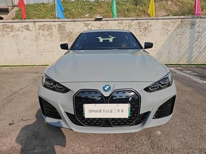 BMW i4 2023 Model eDrive40 – фото 2
