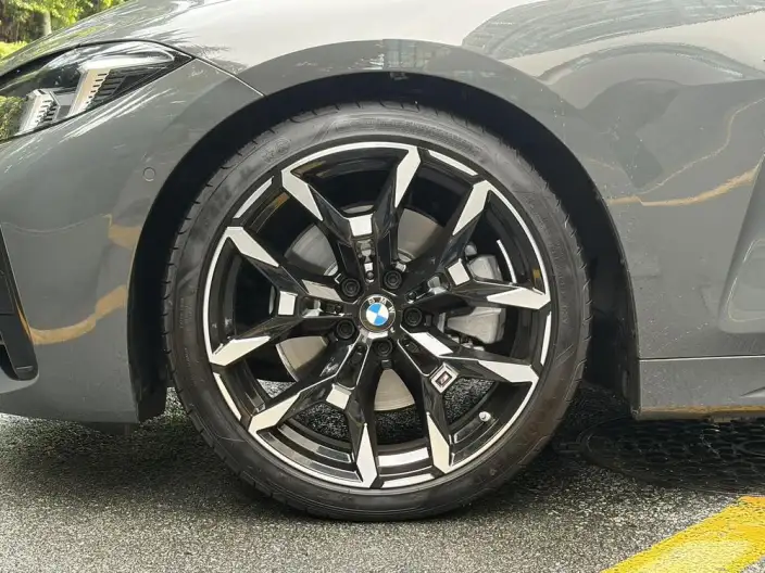 BMW 4 Series 2024 Model 430i M Sports Night Set – фото 10
