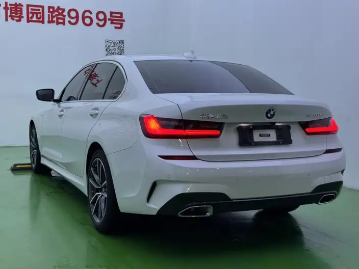 BMW 3 Series 2021 Model 320Li M Sports Set – фото 4