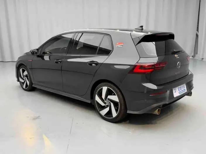 Volkswagen Golf GTI 2021 Model 380TSI DSG GTI – фото 5