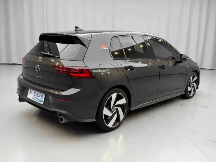 Volkswagen Golf GTI 2021 Model 380TSI DSG GTI – фото 7