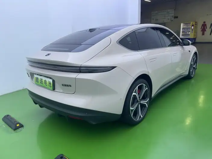 NIO ET5 2022 Model 75kWh – фото 6