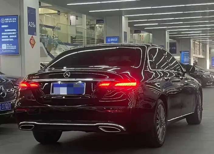 Mercedes-Benz E-Class 2022 Model E 300 L Luxury Model sedan – фото 4