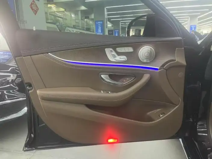 Mercedes-Benz E-Class 2022 Model E 300 L Luxury Model sedan – фото 9
