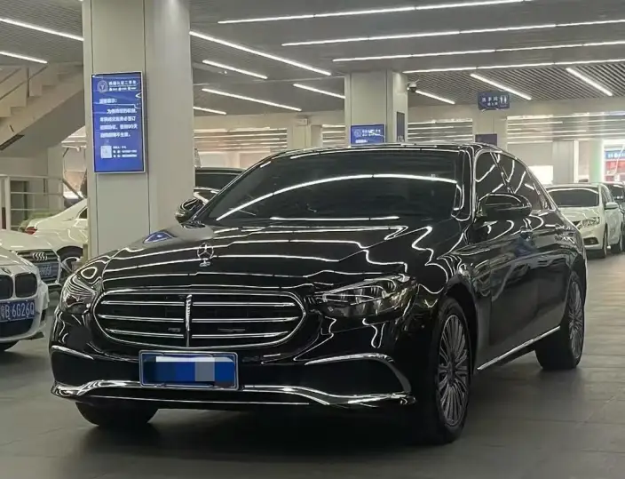 Mercedes-Benz E-Class 2022 Model E 300 L Luxury Model sedan – фото 10