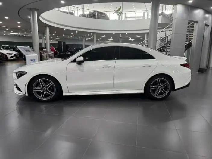 Mercedes-Benz CLA Imported 2022 Model CLA 200 Four-door Coupe – фото 4