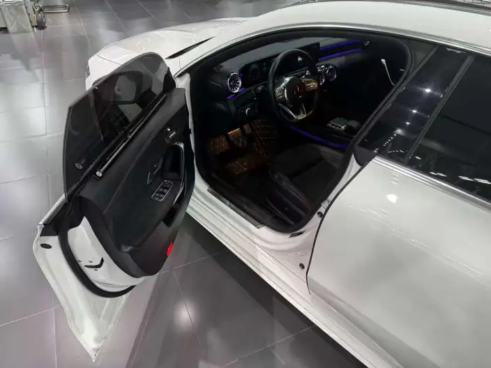 Mercedes-Benz CLA Imported 2022 Model CLA 200 Four-door Coupe – фото 10