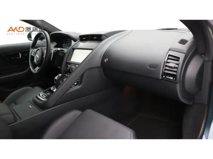 Jaguar F-TYPE 2024 Model P300 75th Anniversary Collector Edition Hardtop Edition – фото 7