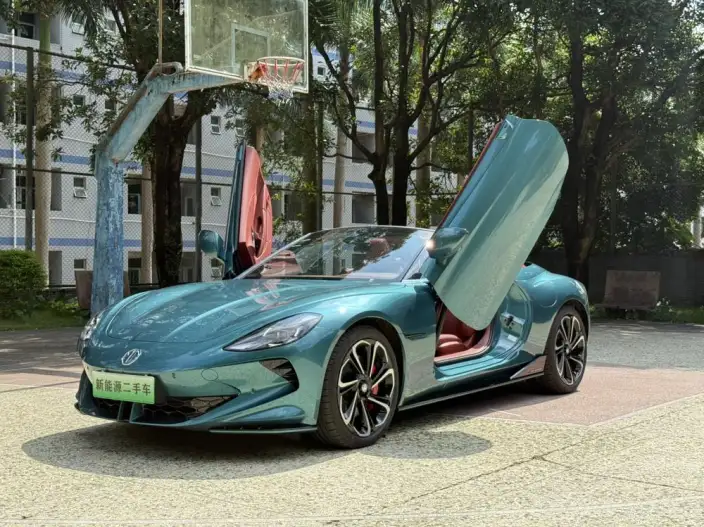 MG Cyberster 2026 Model 520km Legend 4WD Edition – фото 1