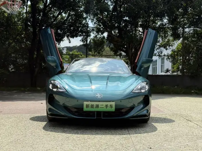 MG Cyberster 2026 Model 520km Legend 4WD Edition – фото 2