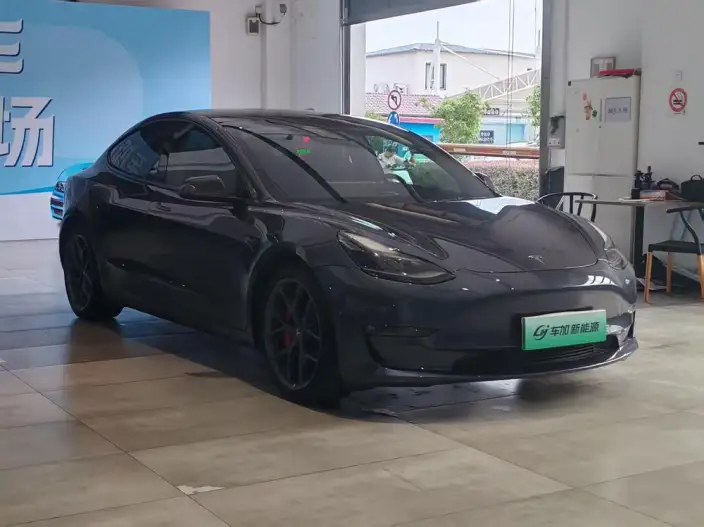 Model 3 2021 Model Performance High performance All-wheel drive version 3D3/3D1