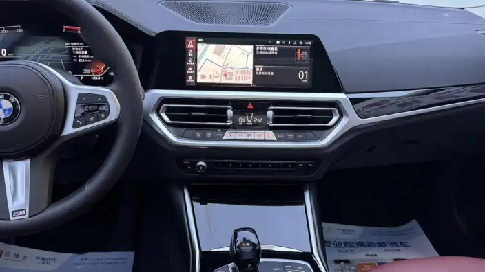 BMW 3 Series 2022 Model 320Li M Sports Set – фото 8