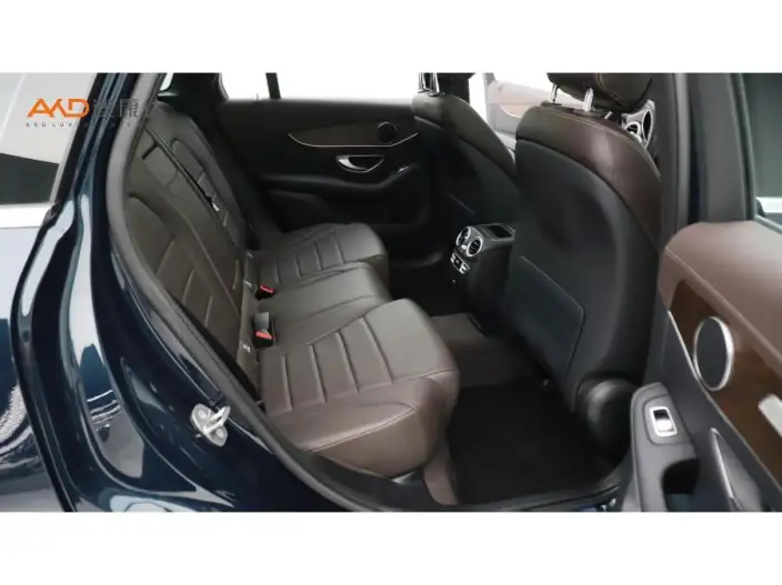 Mercedes-Benz GLC 2022 Model Facelift GLC 300 L 4MATIC Dynamic Model – фото 7