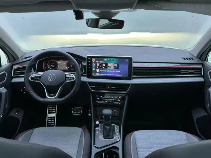 Volkswagen Tiguan L 2023 Model 330TSI 2WD R-Line Ultimate Edition – фото 5