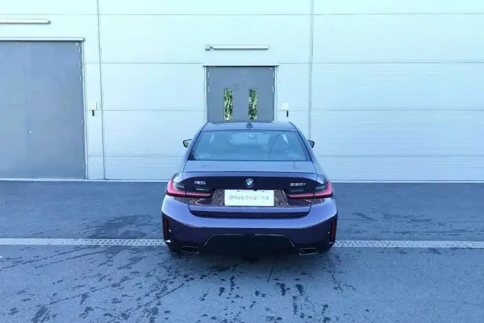 BMW 3 Series 2025 Model 330i 50th Anniversary Limited edition – фото 4