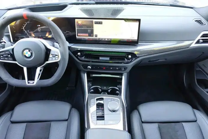 BMW 3 Series 2025 Model 330i 50th Anniversary Limited edition – фото 6