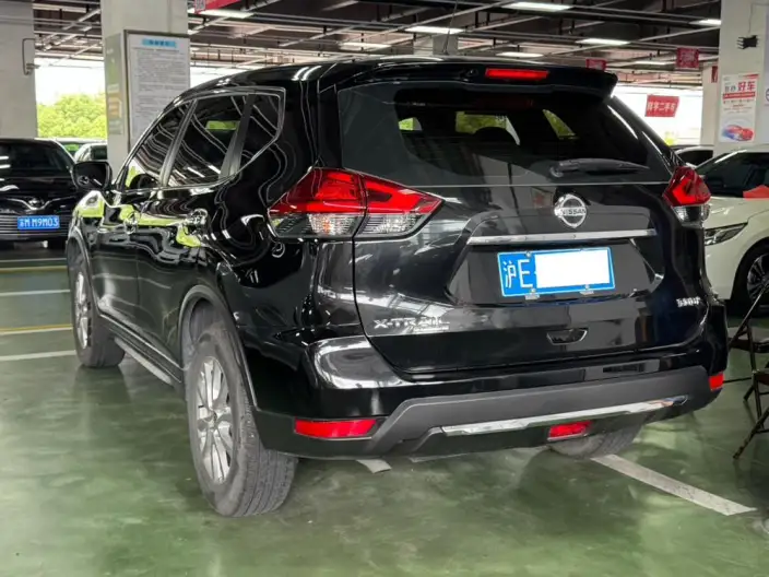 Nissan X-Trail 2023 Model Classic Edition 2.0L 2WD Smart Connect Premium – фото 4