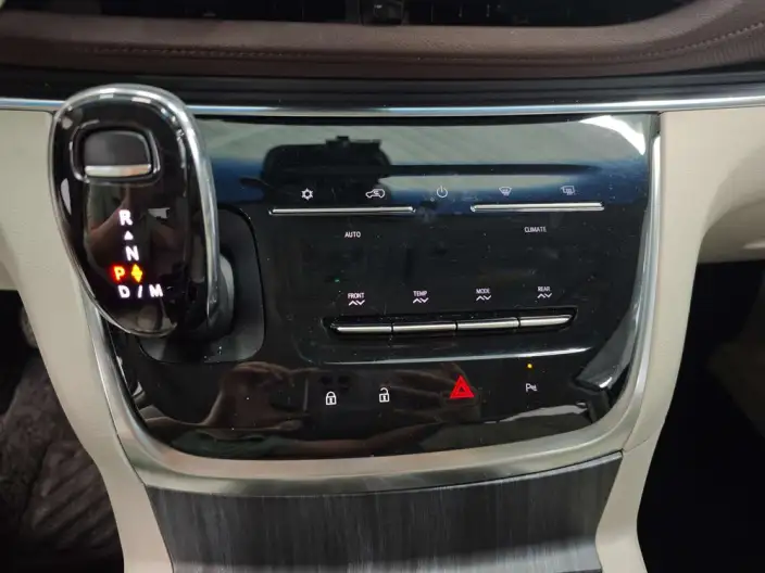 Buick GL8 2023 Model Business class 2.0T Comfort Model – фото 9