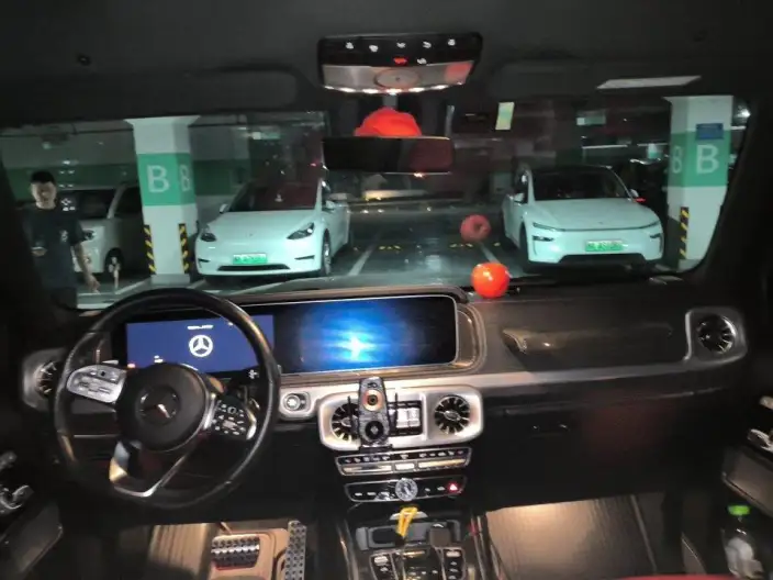 Mercedes-Benz G-Class 2024 Model G 500 – фото 10