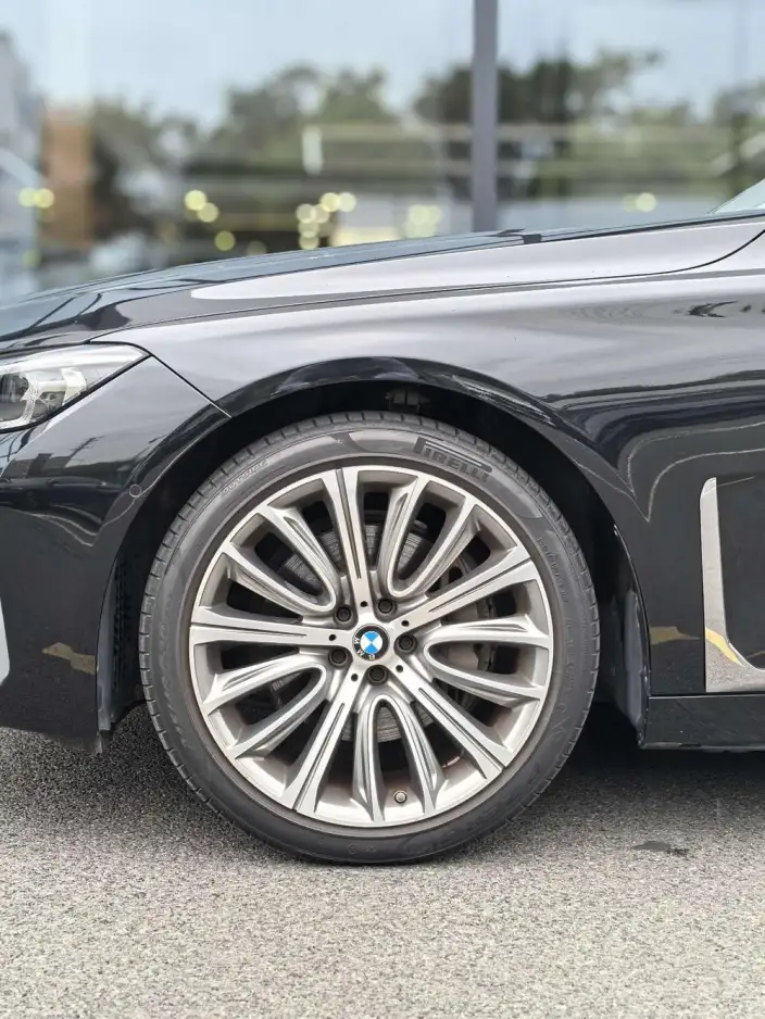BMW 7 Series 2021 Model 740Li Leading Model Luxury Set – фото 6