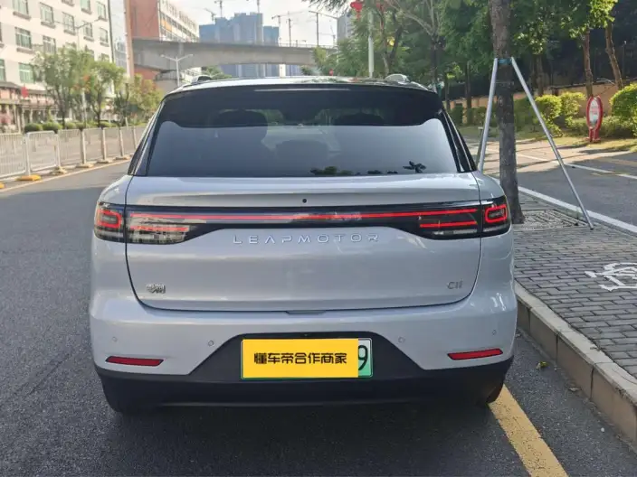 Leapmotor C11 2026 Model EV Edition 640 LiDAR Zhizun Edition – фото 4