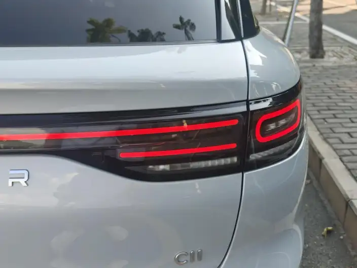 Leapmotor C11 2026 Model EV Edition 640 LiDAR Zhizun Edition – фото 7