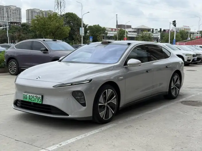 NIO ET7 2024 Model 75kWh Executive Edition – фото 1